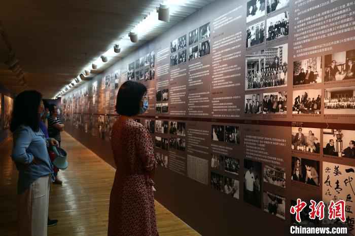 图为“刘开渠与二十世纪中国美术”展。中国美术学院供图