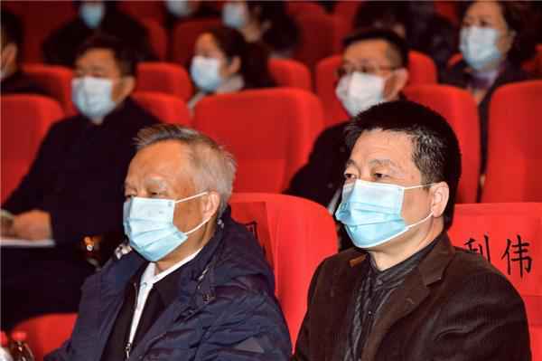 杨长风杨利伟出席《大国飞天》现场 凌潇肃耿乐画火箭