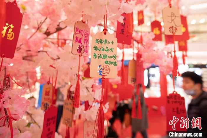 在建邺区各街道、社区，各类春节文化活动也将同步开展，为民众备足“文化年货”。　泱波 摄