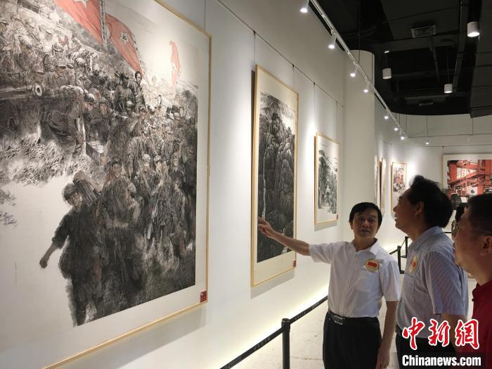 图为印记——邬江中国画作品展现场。　宋秀杰 摄