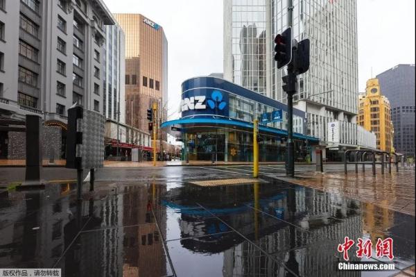 图为新西兰首都惠灵顿，街道上空无一人。来源：/p中新网