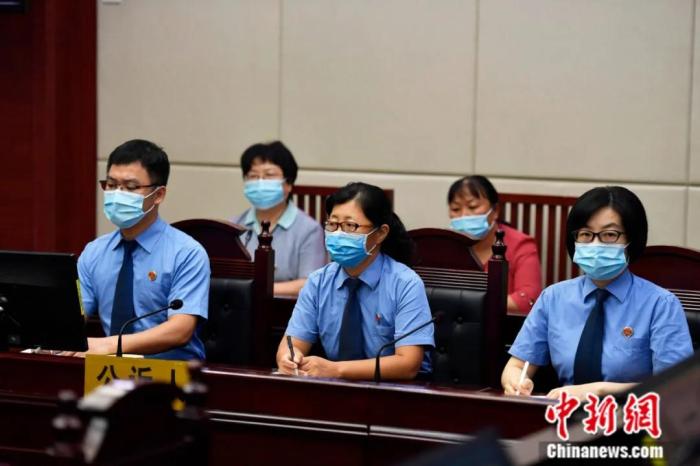 9日上午，江西省南昌市中级人民法院依法对被告人劳荣枝故意杀人、抢劫、绑架案进行一审公开宣判。南昌中院 供图
