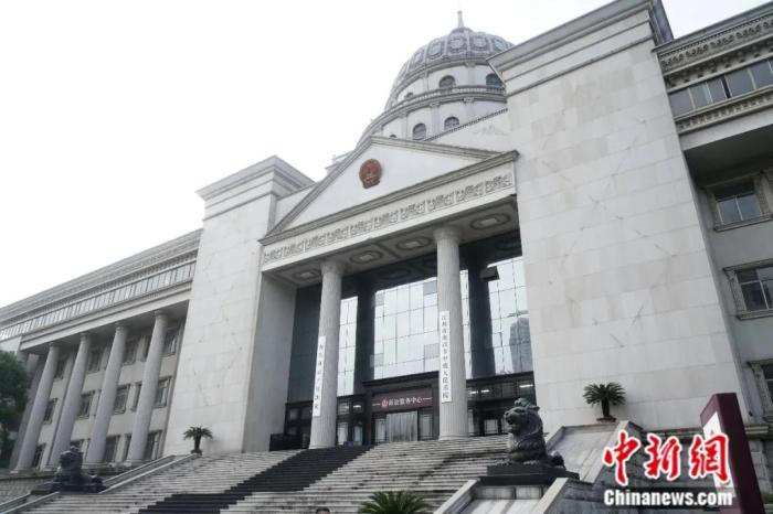 9日上午，江西省南昌市中级人民法院依法对被告人劳荣枝故意杀人、抢劫、绑架案进行一审公开宣判。刘占昆 摄