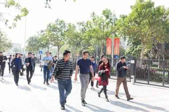 广东体育产业发展论坛下月举行，体育+巡礼首站走进深圳